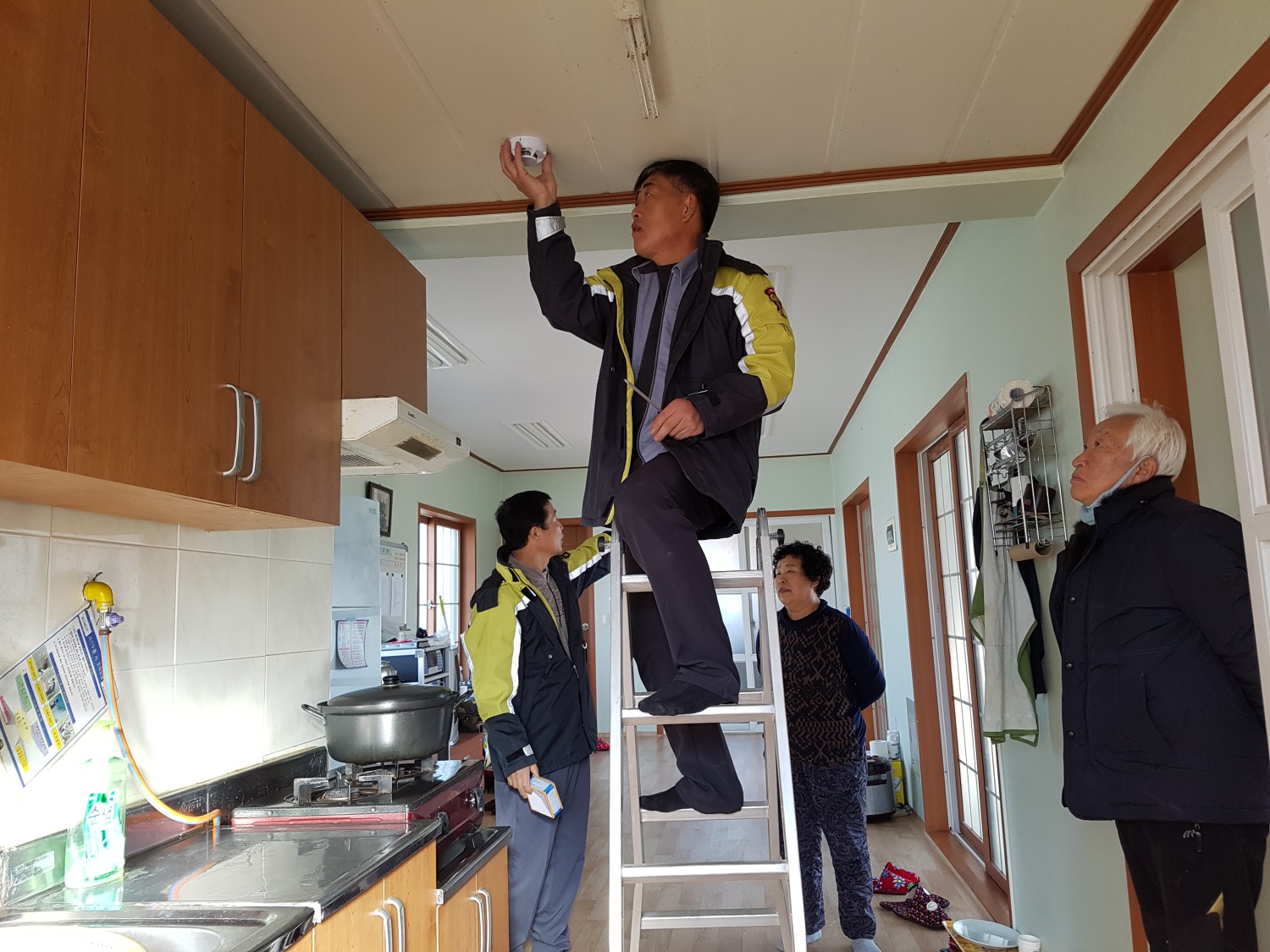 (22일)시초면 화재로부터 안전한 경로당 만들기