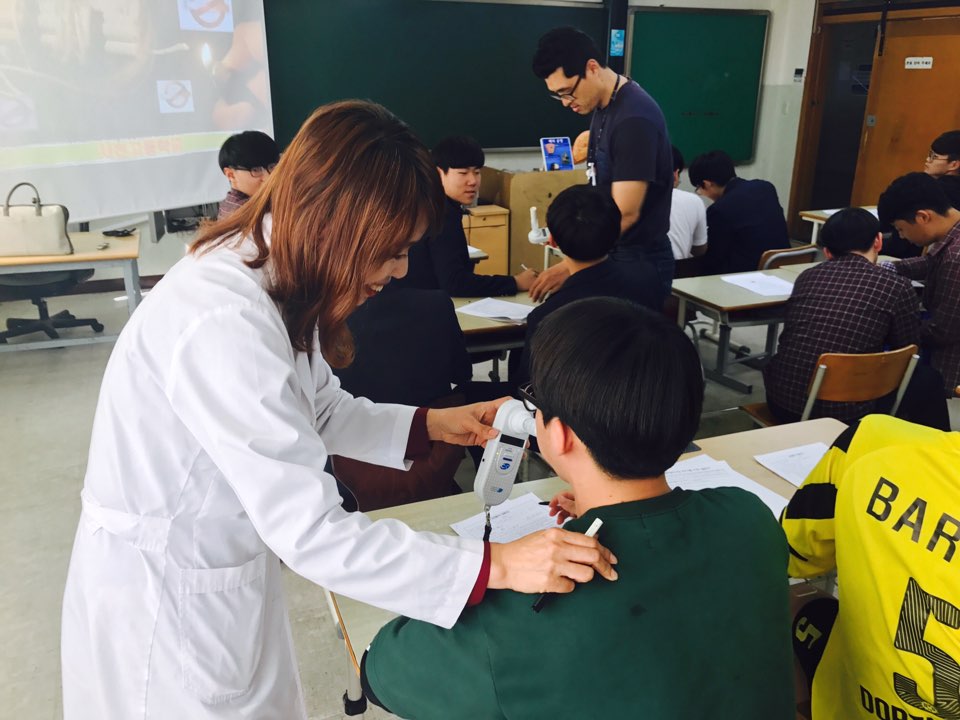 (26일)서천군보건소 중고등학교 금연 절주 교실 운영.jpeg