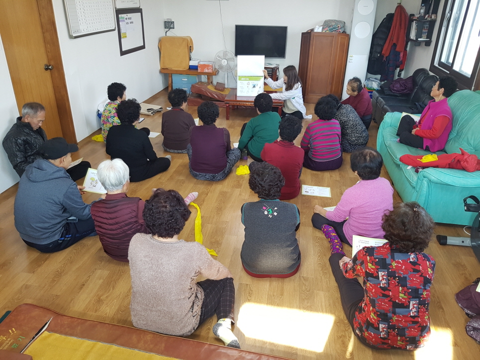 사진(3일) 서천군보건소, 언제나청춘 농한기 경로당 프로그램 운영 (2)