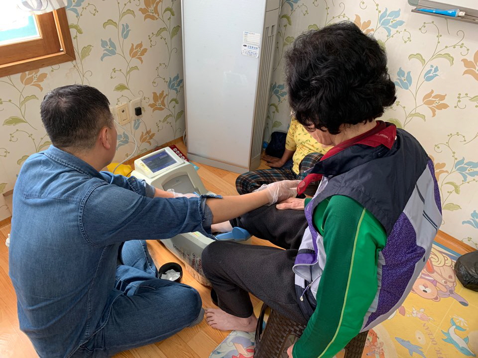 사진(8일) 서천군보건소, 허약노인 관절튼튼 사업 실시