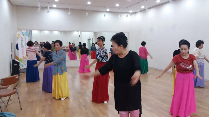 [크기변환](9일) 서천군, 2020년 평생학습 지방보조금 지원 사업 공모 실시(2019년 공모사업인 서천문화원 한국무용교실)