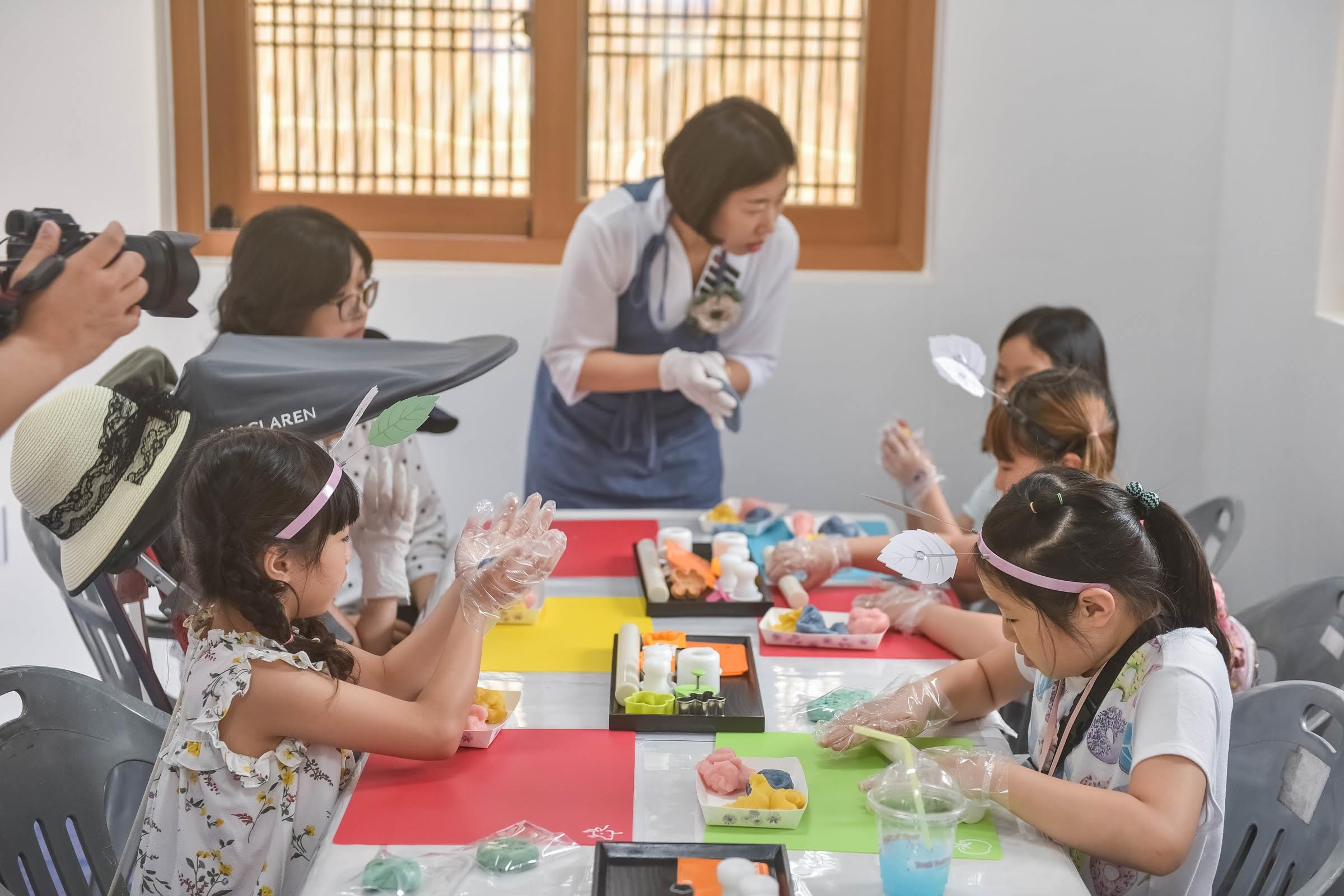 (4일) 서천군, 제31회 한산모시문화제 체험프로그램 및 공연단체 공모 (지난 29회 모시문화제 모시맘놀이터 사진)