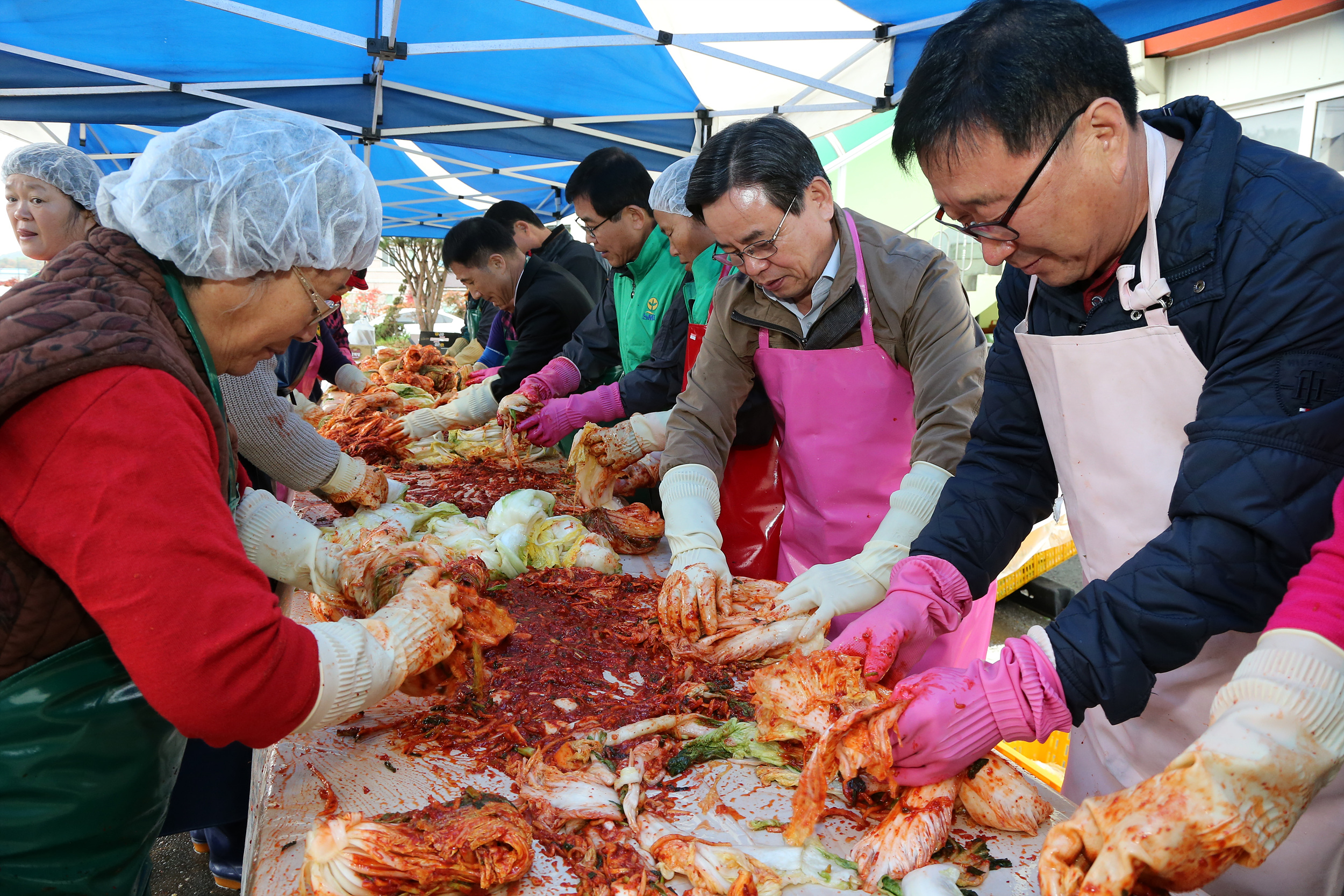 시초면 이웃사랑후원회 ‘2015년 행복나누기 김장축제’ 개최