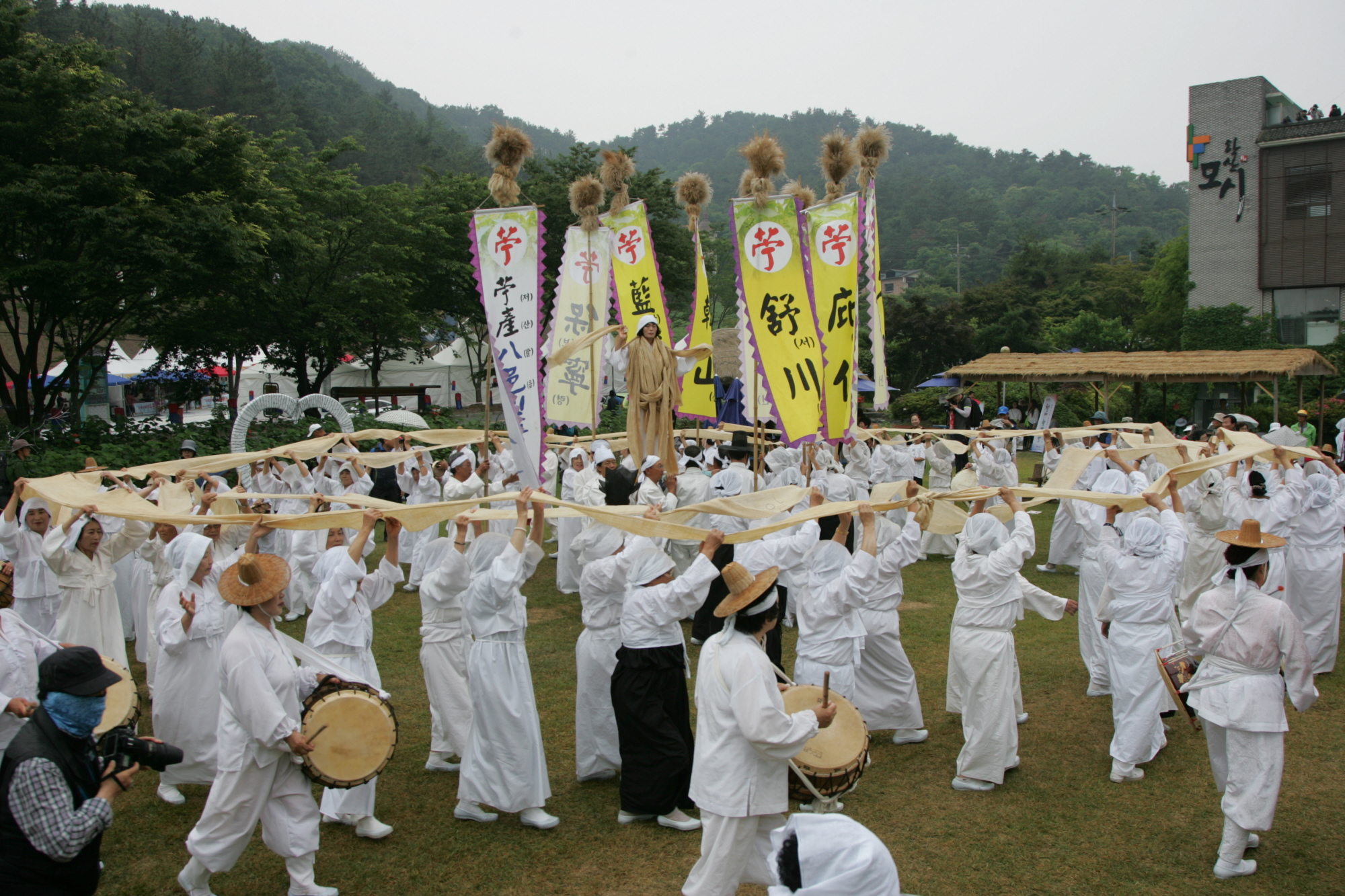 제27회 한산모시문화제 26만 명 방문, 102억 원의 경제효과 거둬