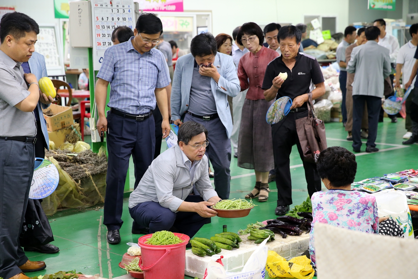 서천군, 경기활성화를 위한 전통시장 장보기 행사 가져