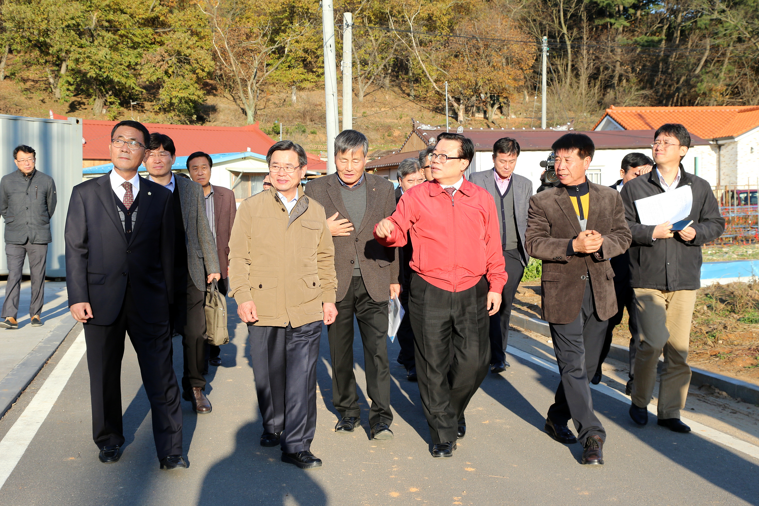 이동필 농림축산식품부 장관, 서천군 송림마을 리모델링 시범 사업 현장 방문